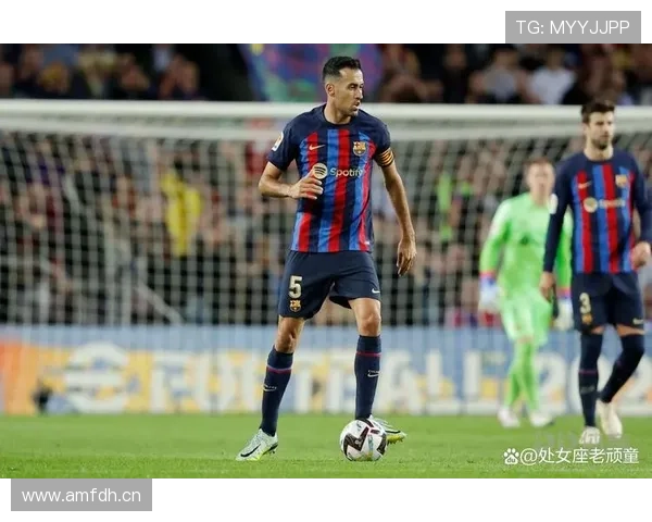 罗德里 vs 布斯克茨：后腰传承中的战术角色与控场逻辑差异